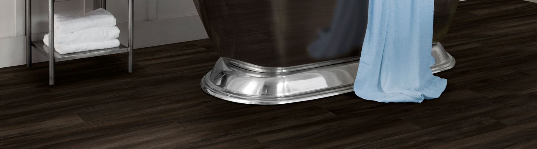 Top tips for achieving a dramatic Victorian bathroom design